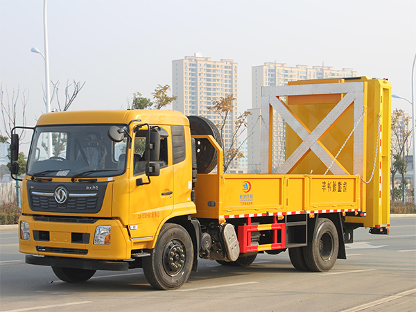 CLW5160TFZD6防撞緩沖車(chē)