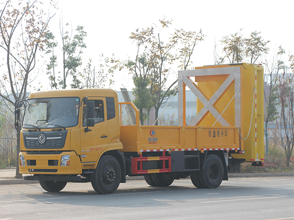 CLW5100TFZD6防撞緩沖車(chē)