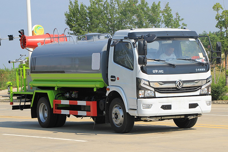 東風(fēng)大多利卡9噸噴霧車